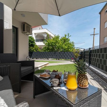 A&R - Seget Beach โตรกีร์ ภายนอก รูปภาพ